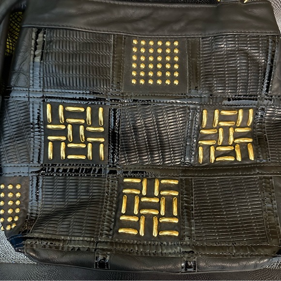 Vintage genuine leather black and gold purse - Picture 12 of 14